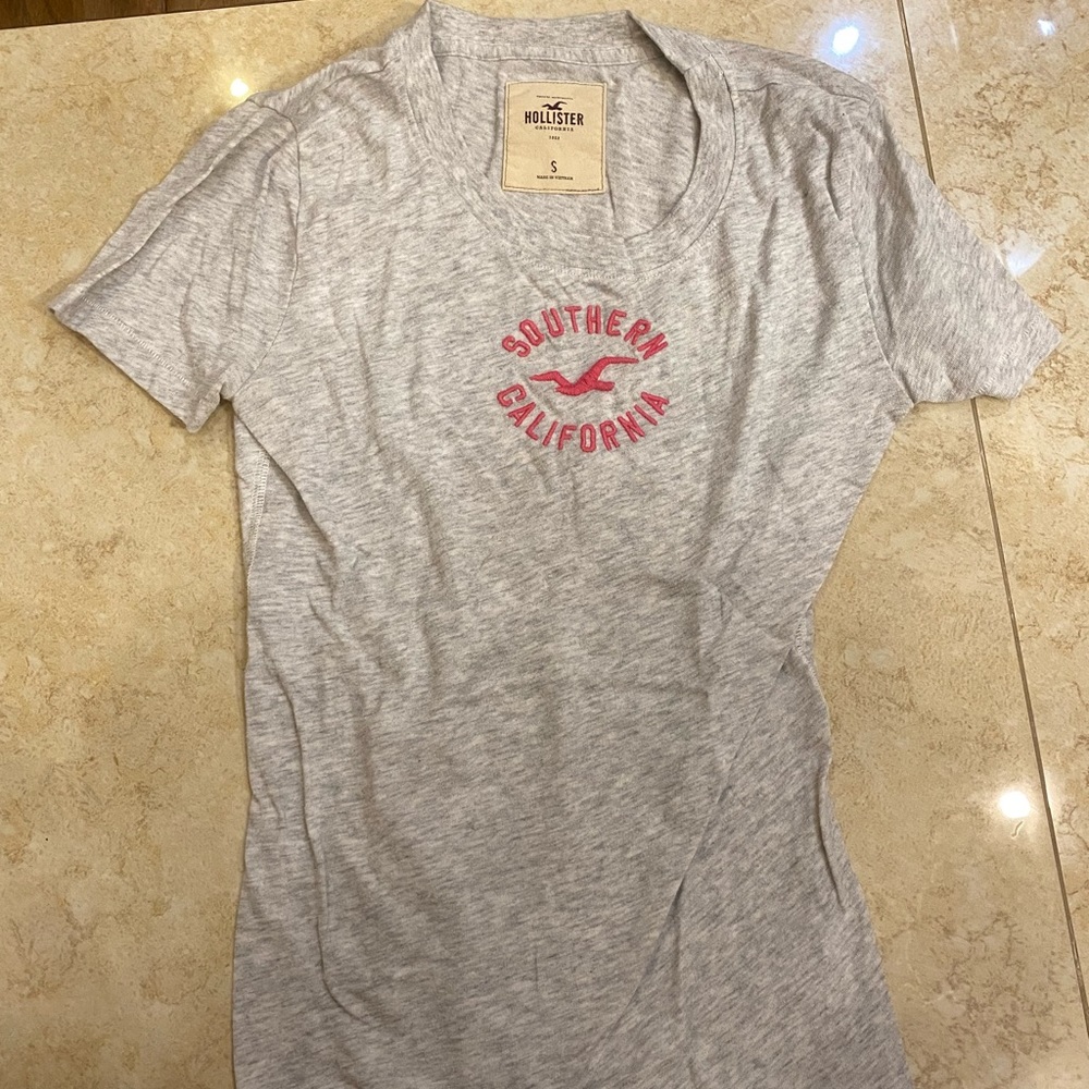 Y2K Hollister T shirt